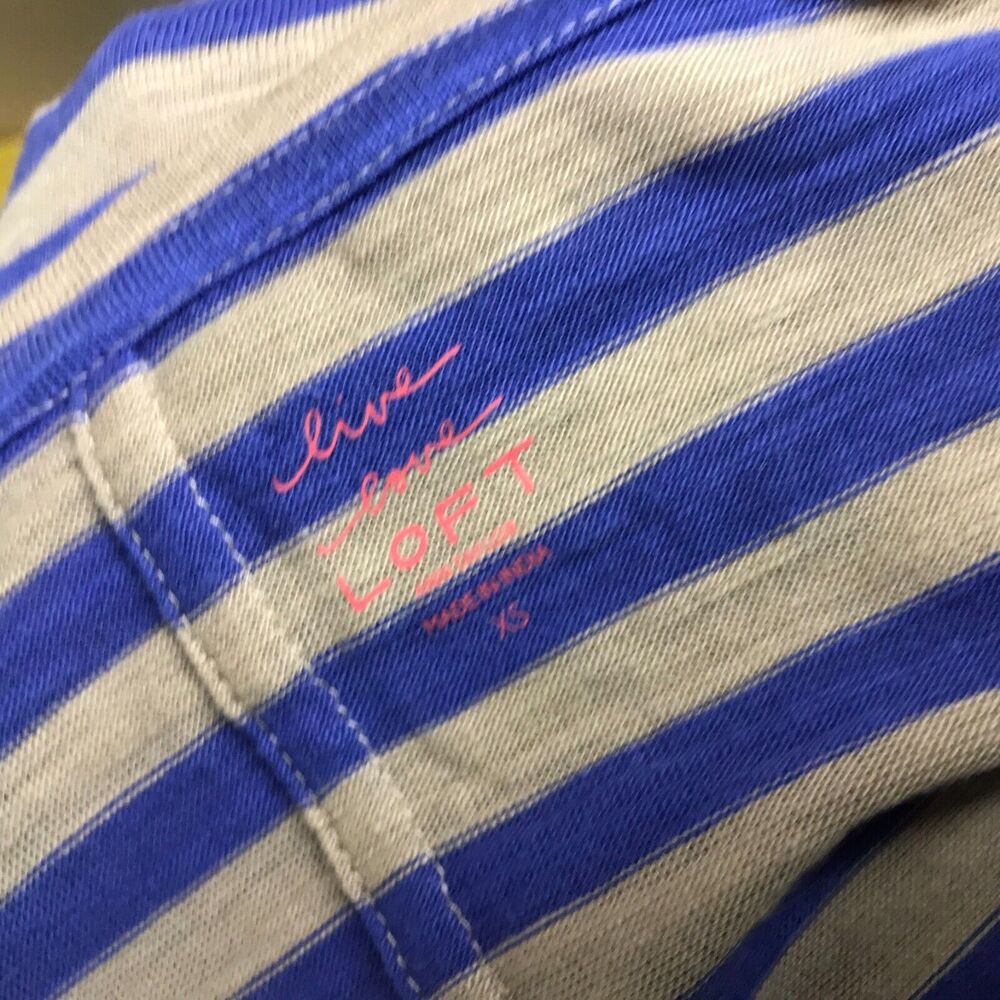 Ann Taylor LOFT Women's Striped Cap Sleeve Tee Shirt Front Pocket Casual Size XS - Picture 4 of 5